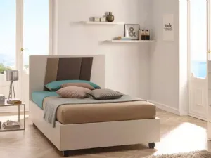 Letto comodo a una piazza e mezza in melaminico Betulla con testiera in tessuto SC121 di Moretti Compact