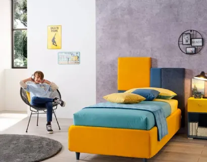 Letto di design in tessuto con testiera SC208 di Moretti Compact