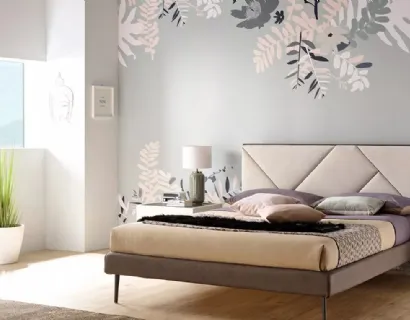 Letto matrimoniale con testiera composta da tasselli in ecopelle SC221 di Moretti Compact