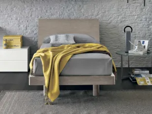 Letto singolo in legno di rovere con testiera Clio di Tomasella