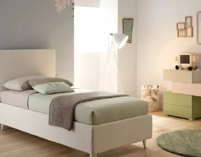 Letto singolo semplice ed elegante in ecopelle con testiera squadrata SC206 di Moretti Compact