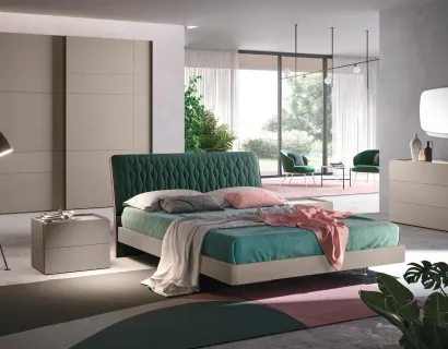 Letto Stilo trapunta Evo Verde Ossido, ring in materia rovere visone e cover oro rosa di Corso 11