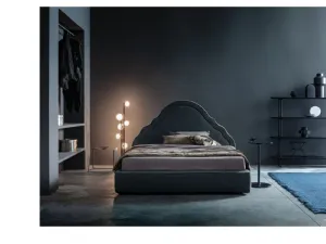 Letto in tessuto con testiera sagomata Celine di Twils