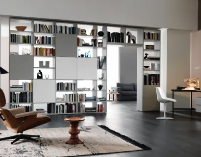 Libreria divisoria bifacciale Modo M6C93 in laccato opaco di Sangiacomo