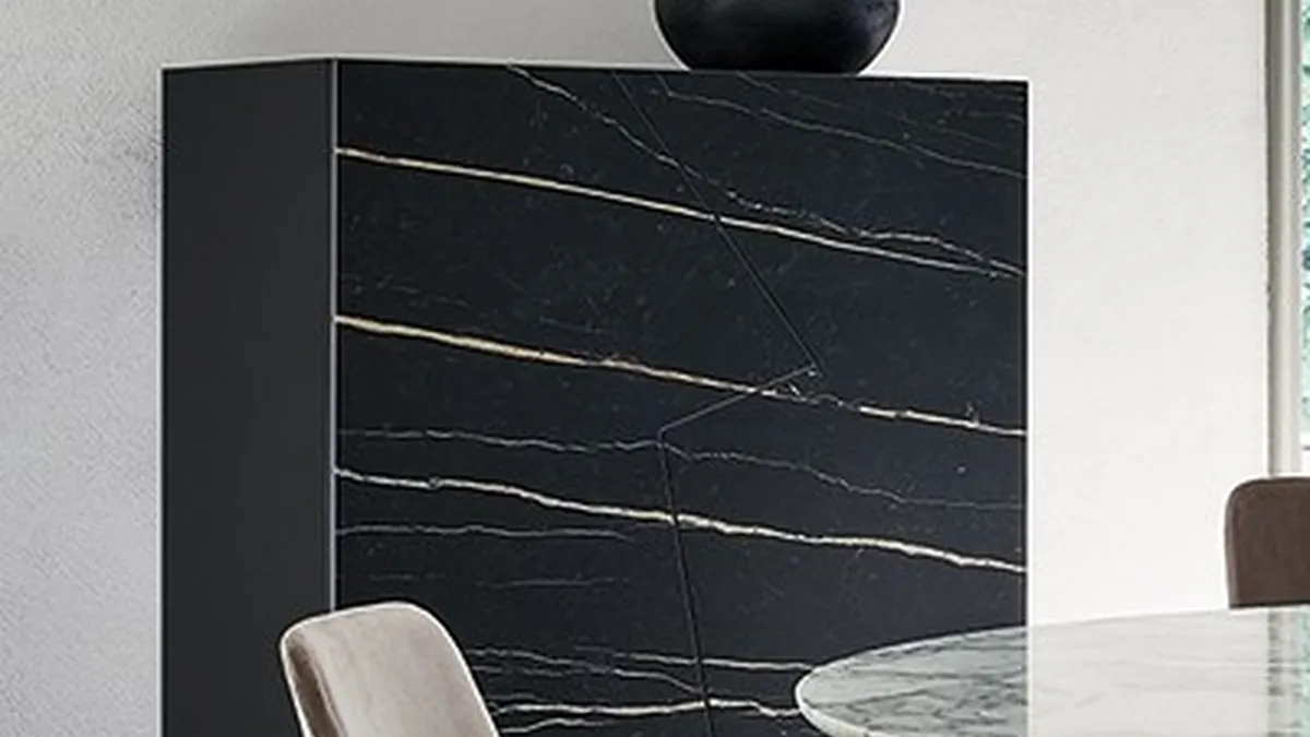 Madia Doppler K con ante in ceramica di Bonaldo