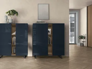 Madia verticale Lydia in laccato lucido blu di prussia di Tomasella