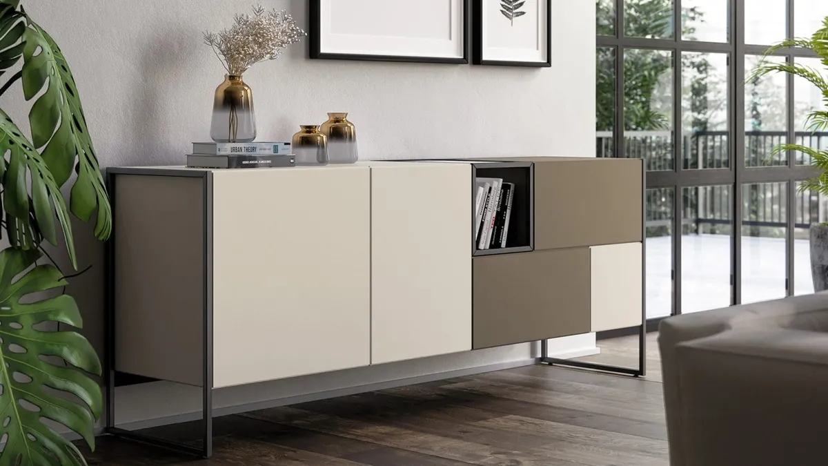 Madia Rebel RS 03 in laccato opaco di Fimar