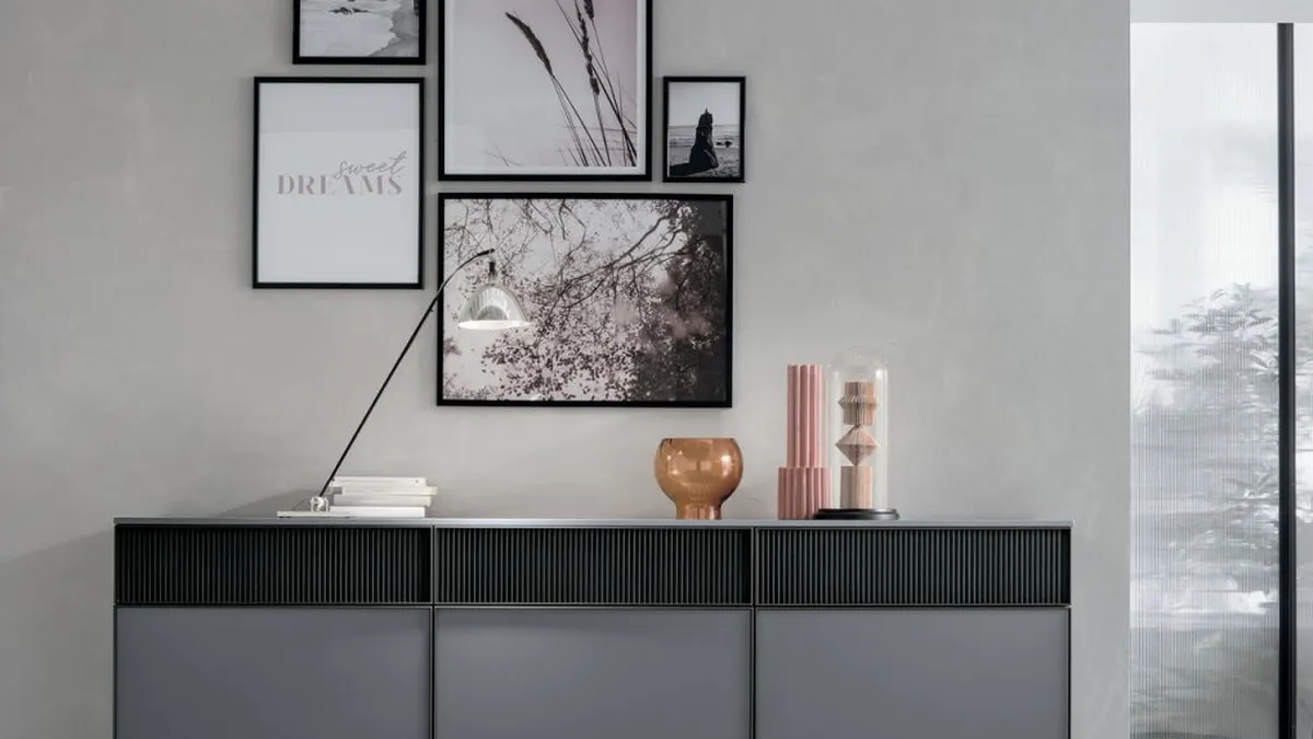 Madia Vinci in laccato opaco bromo di Tomasella