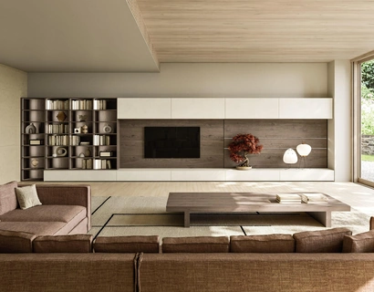 Parete Attrezzata Modula Composizione 02 in ceramica bianco calce e impiallacciato rovere di Snaidero