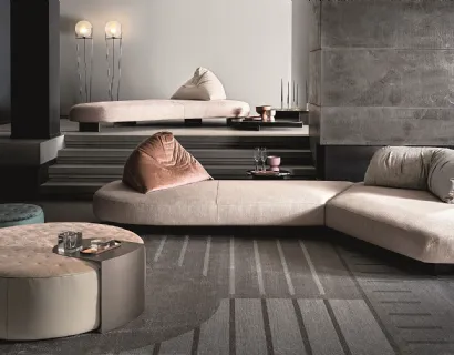 Divano originale freestanding con una base in tessuto Papilo di Ditre Italia