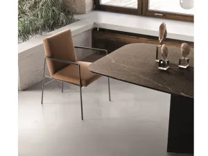 Sedia Kyo in tessuto imbottito di Ditre Italia