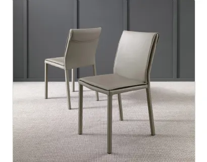 Sedia rivestita in pelle Molly di Altacom