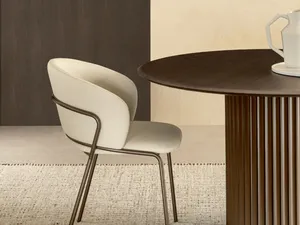 Sedia in pelle Vela di Riflessi