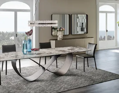 Tavolo con piano in ceramica effetto marmo Butterfly Keramik di Cattelan Italia