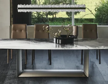 Tavolo con base in acciaio e piano in cristallo con stampa Dragon Crystalart di Cattelan Italia