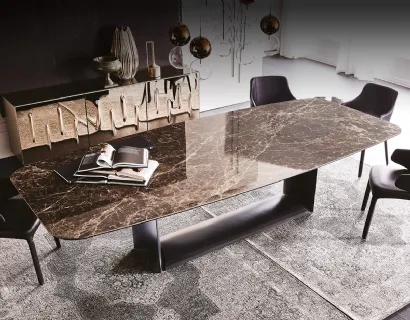 Tavolo con base in acciaio e piano in ceramica Marmi Dragon Keramik di Cattelan Italia