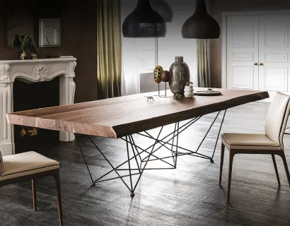 Tavolo con piano in legno di noce massello con bordi irregolari Gordon Deep Wood di Cattelan Italia