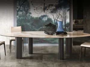 Tavolo con gambe in acciaio verniciato titanio e piano ovale in ceramica Roll Keramik di Cattelan Italia