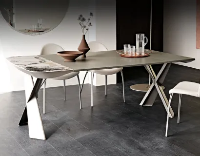 Consolle allungabile con piano in ceramica e base in metallo Terminal Keramik Drive di Cattelan Italia