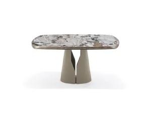 Tavolo con base in acciaio goffrato e piano in ceramica Giano Keramik Premium di Cattelan Italia