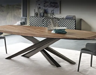 Tavolo rettangolare con piano in legno pregiato Lancer Wood di Cattelan Italia