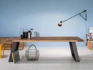 Tavolo allungabile moderno in legno materico e metallo Reverse di Devina Nais