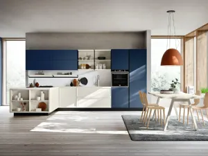 Cucina Classica con penisola Newport v09 in Frassino Beige Angora e Fenix Blu Fes con top e schienale in HPL Calacatta di Stosa 