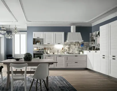 Cucina Classica York v7 Anta Dogata Rovere Calce, Anta Dogata Rovere Bianco, Maniglia ad incasso MTAB di Stosa