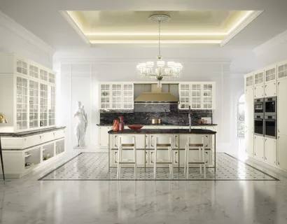 Cucina Design lineare elegante, in laccato bianco majestic Kelly di Snaidero