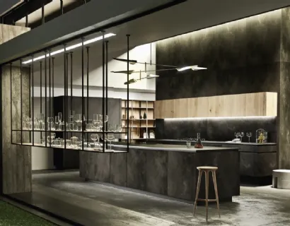 Cucina Design con isola Way Materia in gres Ossido Nero di Snaidero
