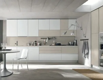 Cucina Moderna ad angolo Alevé v13 in laccato UV Neve opaco e laminato materico Pietra Piasentina di Stosa