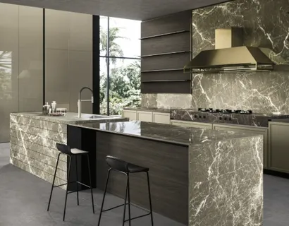 Cucina Moderna con isola Frame 04 in laccato e gres di Snaidero