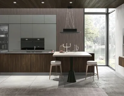 Cucina Moderna con isola Karma 08 in Rovere Corteccia e laccato Timo di Stosa