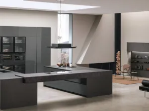 Cucina Moderna con doppia isola Aliant v01 in vetro lucido Lava e Neolith Basalt Black Satin con top in HPL Ossido di Stosa