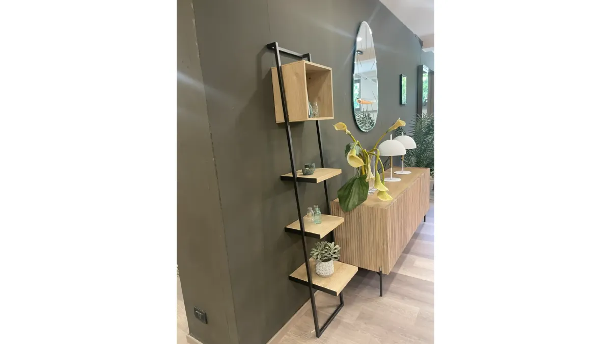 Libreria Devina Nais