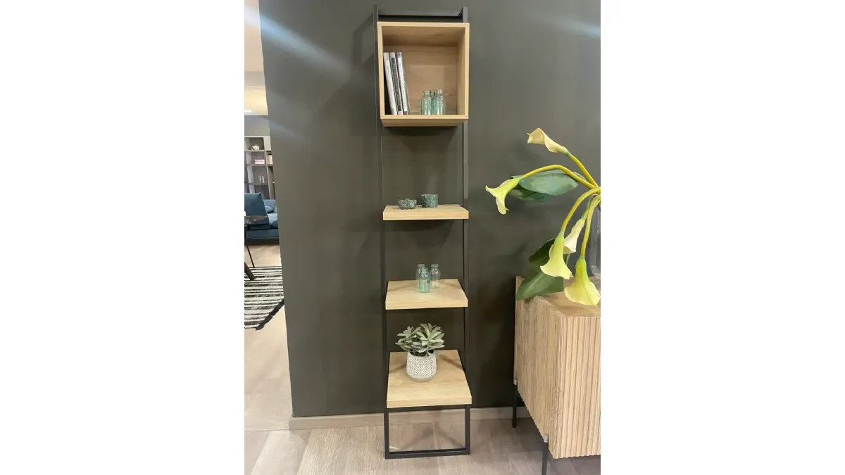 Libreria Devina Nais
