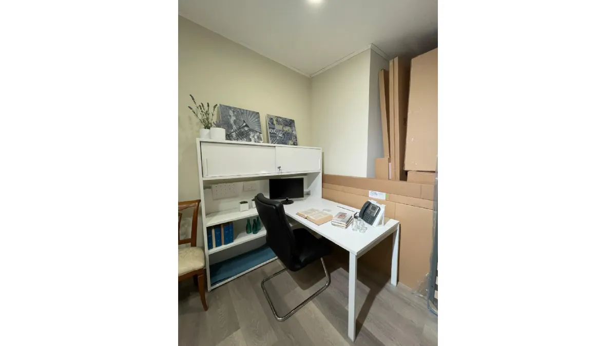 scrivania libreria e sedia las mobili