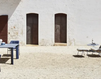 Arredo da esterno in acciaio con sedute rivestite in tessuto Summer Set 02 di Varaschin