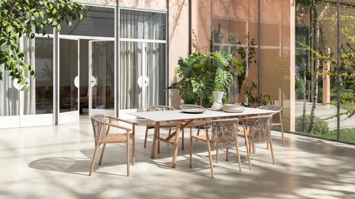 Sedia Isamu in legno con inserti in rete di Ditre Italia